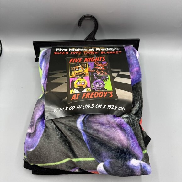 Five Nights At Freddy's FNAF Character Grid Throw Blanket 45" x 60" NEW - Picture 2 of 5